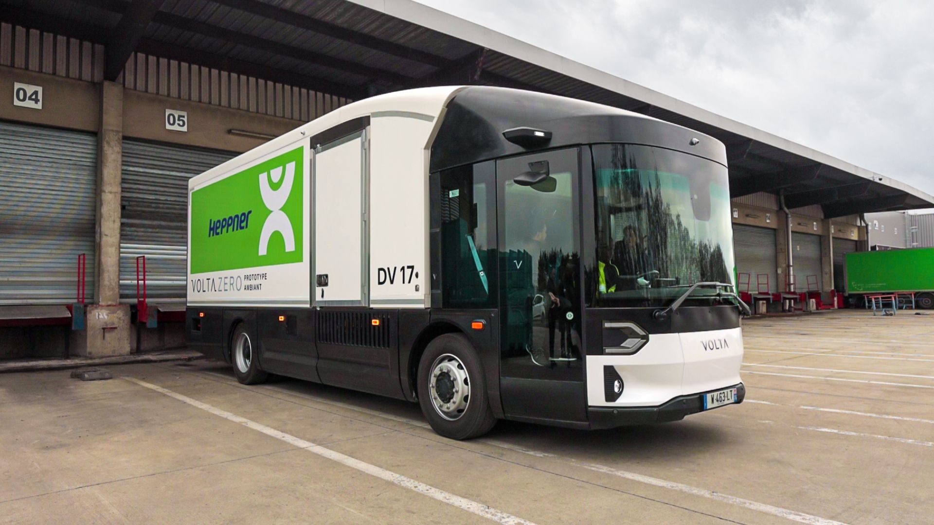 Volta Trucks announces first implementation of its new full−electric Volta Zero with Truck as a Service charging infrastructure to Heppner